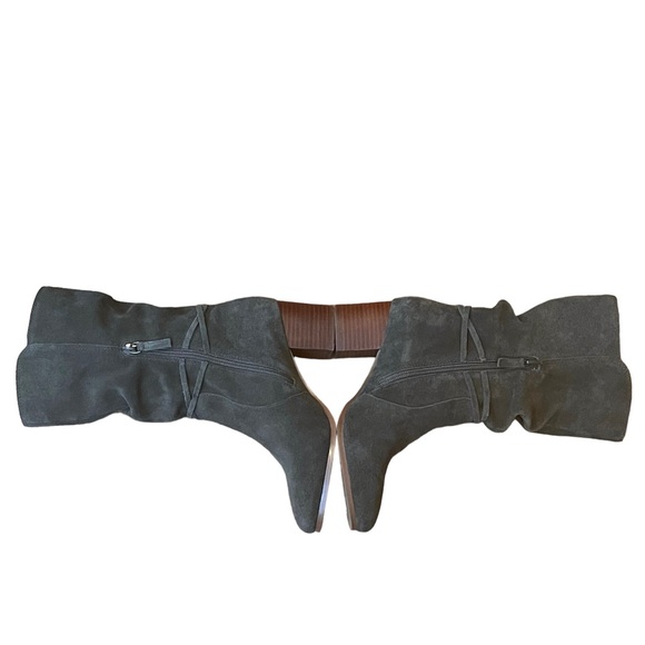 Olive Green Suede Boot Size 6 - Picture 8 of 17